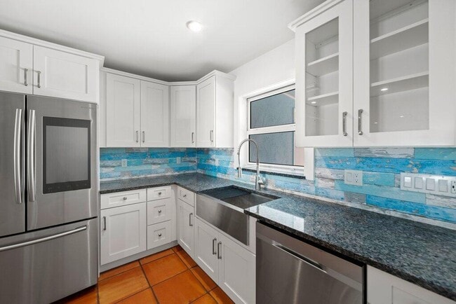 Building Photo - 44 Aqua Ra Dr