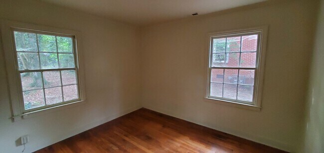 Building Photo - 1303 Whilden Pl