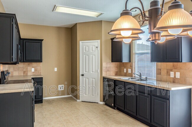 Building Photo - 2501 Tar Heel Dr