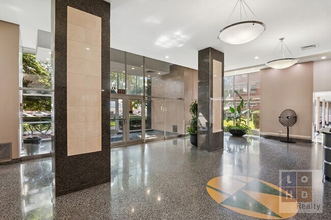 Building Photo - 477 FDR Dr