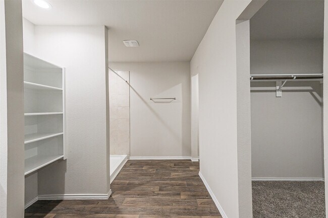 Building Photo - 14668 Blackbrush Mnr