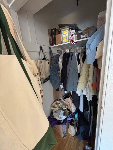 Building Photo - 85 Charles St