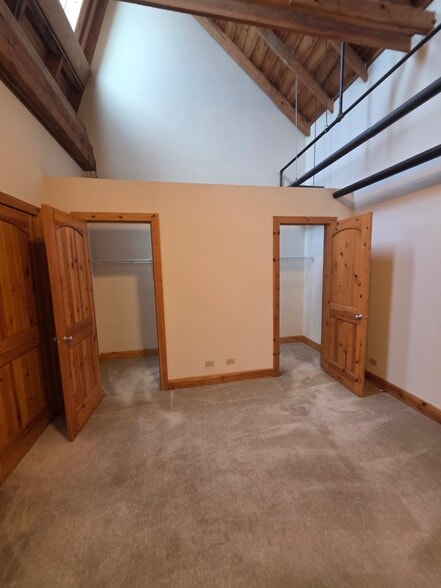 Building Photo - 270 Hutchins Ct