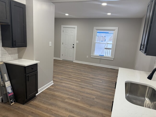 Building Photo - 12708 Revere Ave