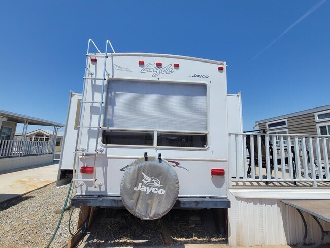 Building Photo - 9797 E 32nd St