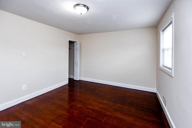 Building Photo - 4773 Elison Ave