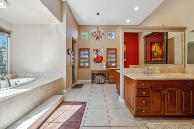 Building Photo - 40294 Rancho Palmeras