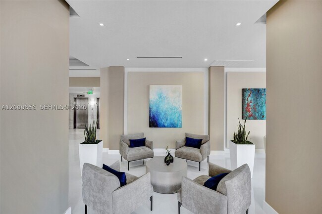 Building Photo - 2401 S Ocean Dr