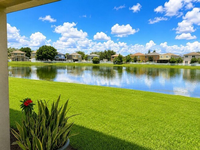 Building Photo - 1823 Meadow Pond Way