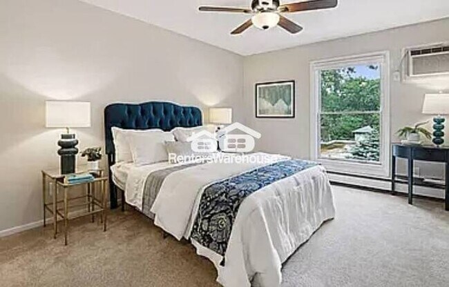 Building Photo - Available Now: Beautiful Fully Furnished 2...