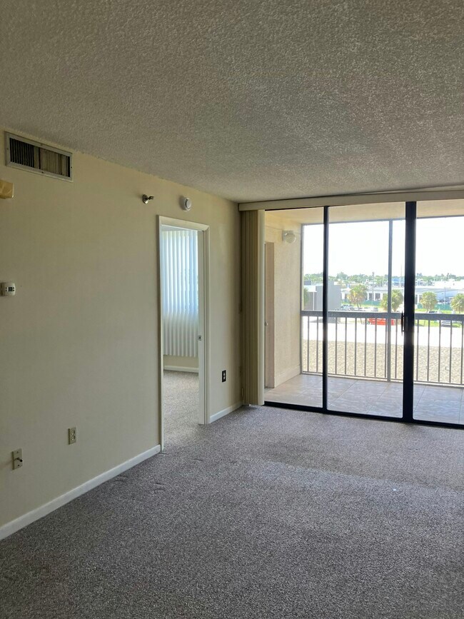 Building Photo - 3006 Caring Way