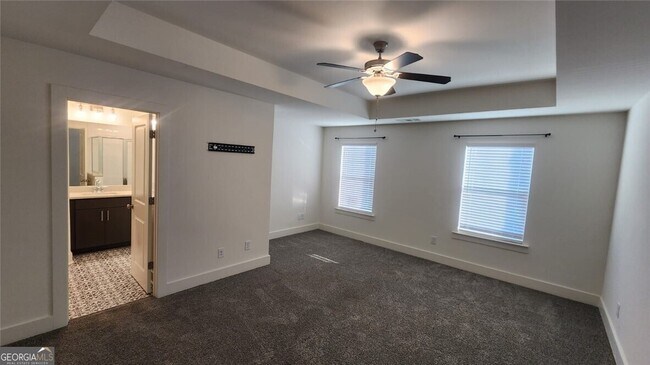 Building Photo - 300 Auburn Valley Wy