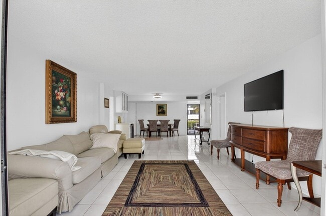 Building Photo - 3575 S Ocean Blvd