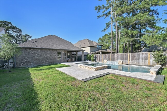 Building Photo - 7 Wyatt Oaks Dr