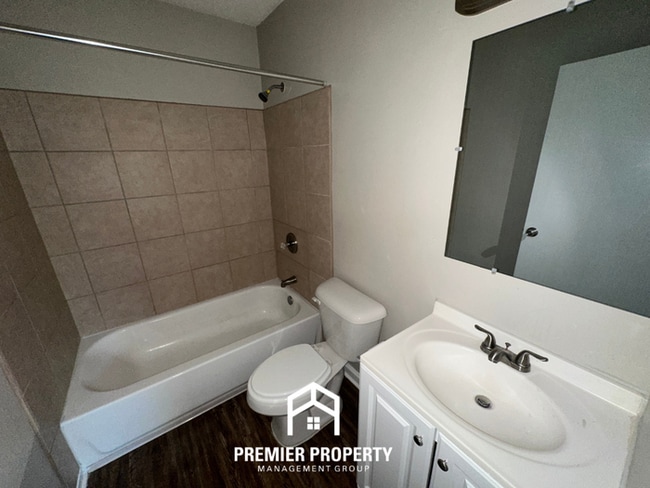 Building Photo - 6362 N Fawn Hollow Cir