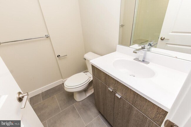 Building Photo - 1647 Germantown Ave