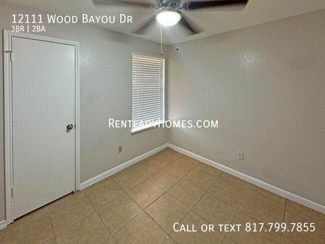 Building Photo - 12111 Wood Bayou Dr