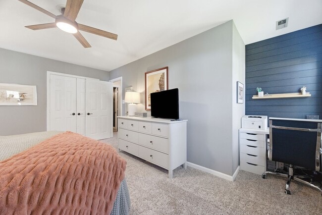 Building Photo - 216 Tiger Run