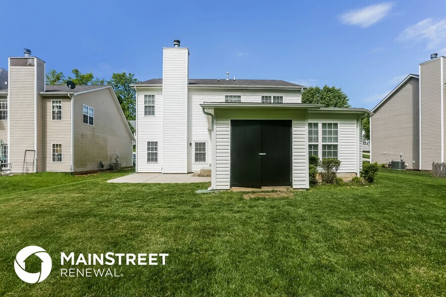 Building Photo - 5004 Eagle Creek Dr