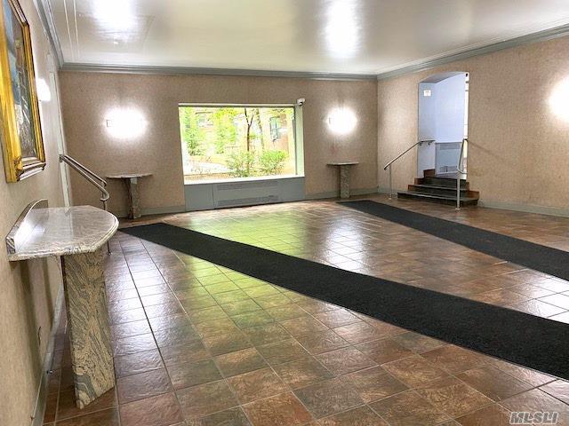 Building Photo - 68-38 Yellowstone Blvd