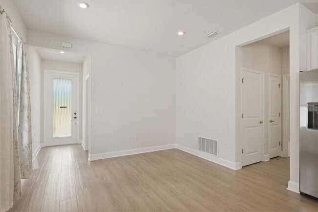 Building Photo - 19056 Heavenside Ct