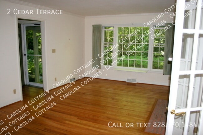 Building Photo - 2 Cedar Terrace