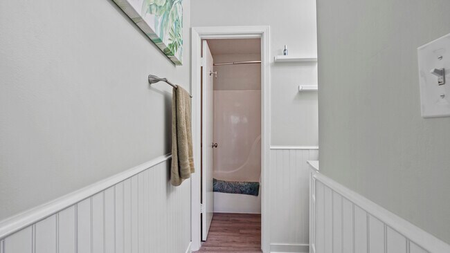 Building Photo - 155 Misty Cove