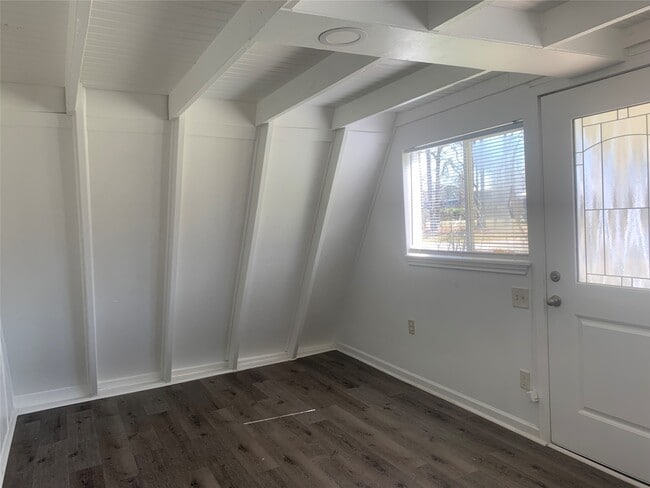 Building Photo - 22123 Spear Rd