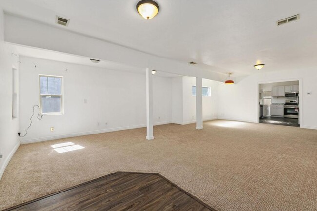 Building Photo - 751 N Garfield Ave