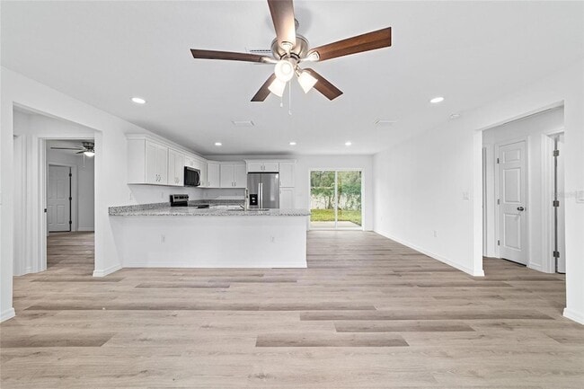 Building Photo - 874 NE 130th Terrace
