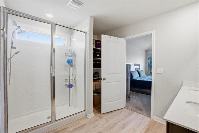 Building Photo - 1224 Vogel Dr