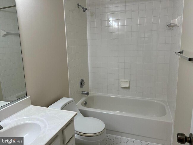 Building Photo - 9425 Spruce Tree Cir