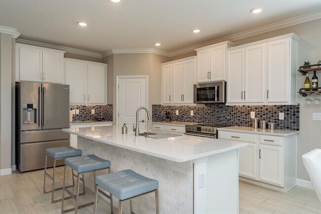Building Photo - 17026 Shell Bay Dr