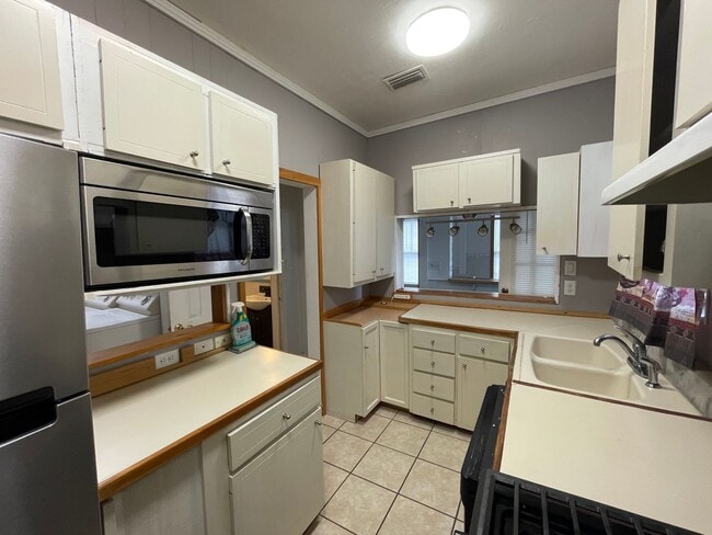 Building Photo - Affordable 3BR/2BA Home in Gainesville – C...