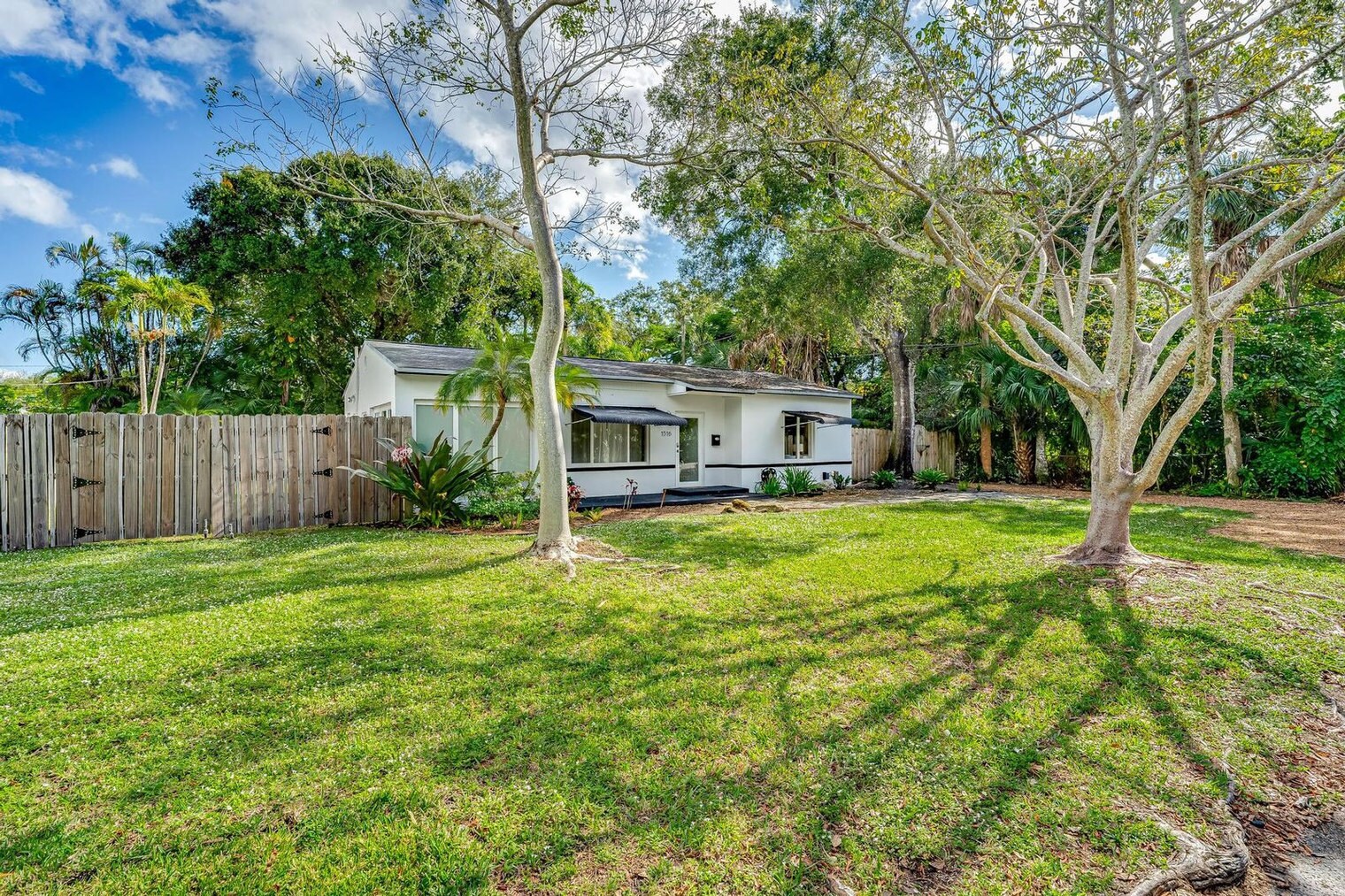 Building Photo - 1516 SW 8th Ave