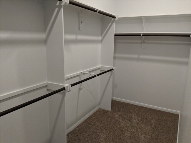 Building Photo - 5211 Ivory Glass Dr