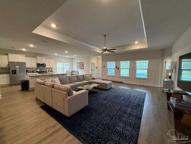 Building Photo - 5978 Forest Bay Ave