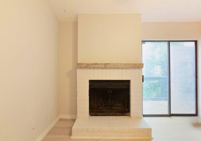 Building Photo - 7950 N Stadium Dr