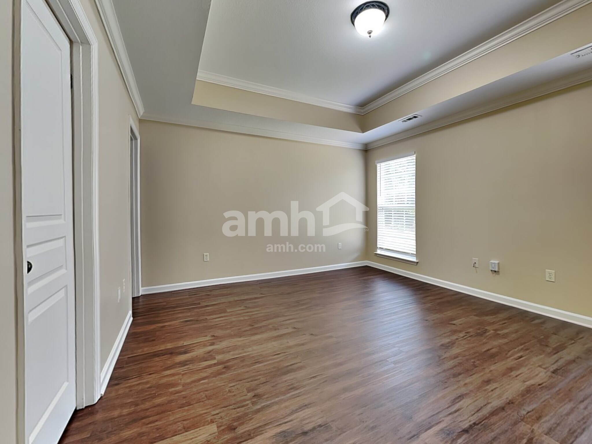 Building Photo - 2824 Ashridge Rd