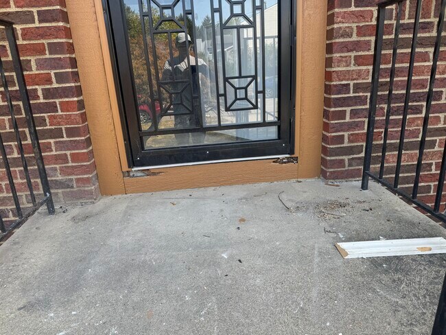 Building Photo - 4550 Bimini Dr