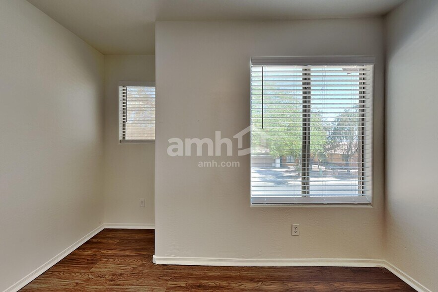 Building Photo - 25850 W Crown King Rd