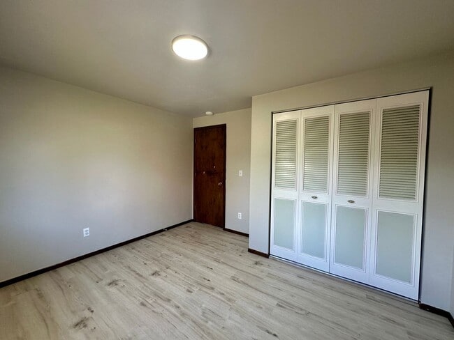 Building Photo - Remodeled Three Bedroom Home in Keizer