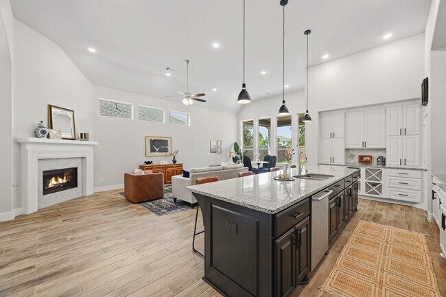 Building Photo - 2714 Coastal Trl