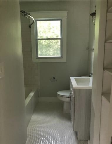 Building Photo - 903 Drummond Dr