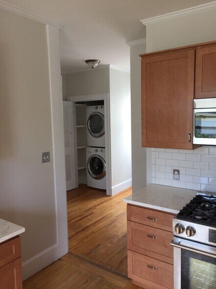 Building Photo - 26 North St