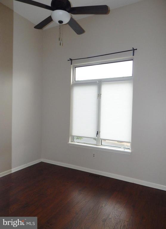 Building Photo - 3304 Hemmingway Dr