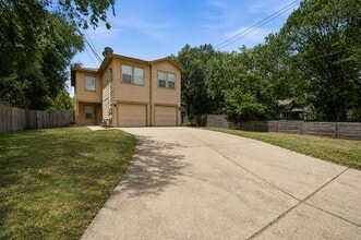 Building Photo - 6015 Ponca St