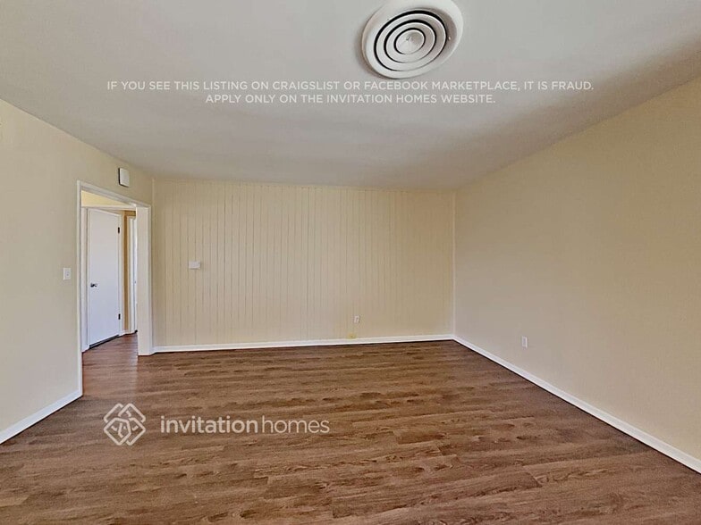 Building Photo - 9256 Swinton Ave