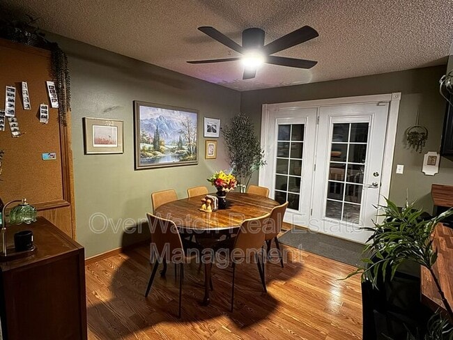 Building Photo - 9532 Dundas Cir