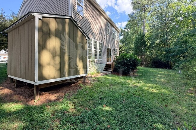 Building Photo - 112 Huntersville Rd